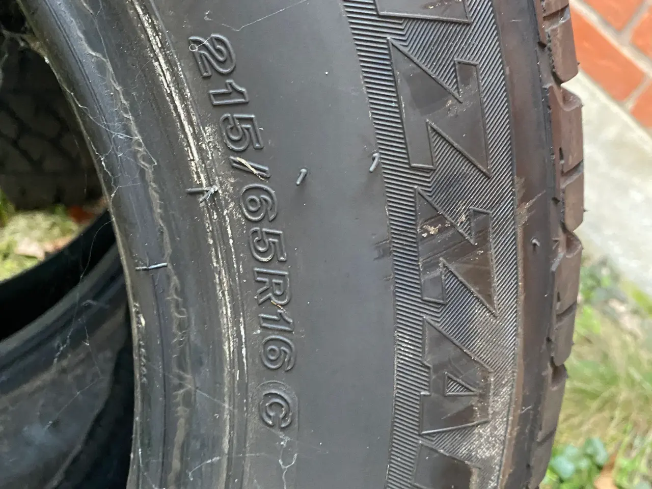 Billede 1 - Varevogns dæk 215/65/16C