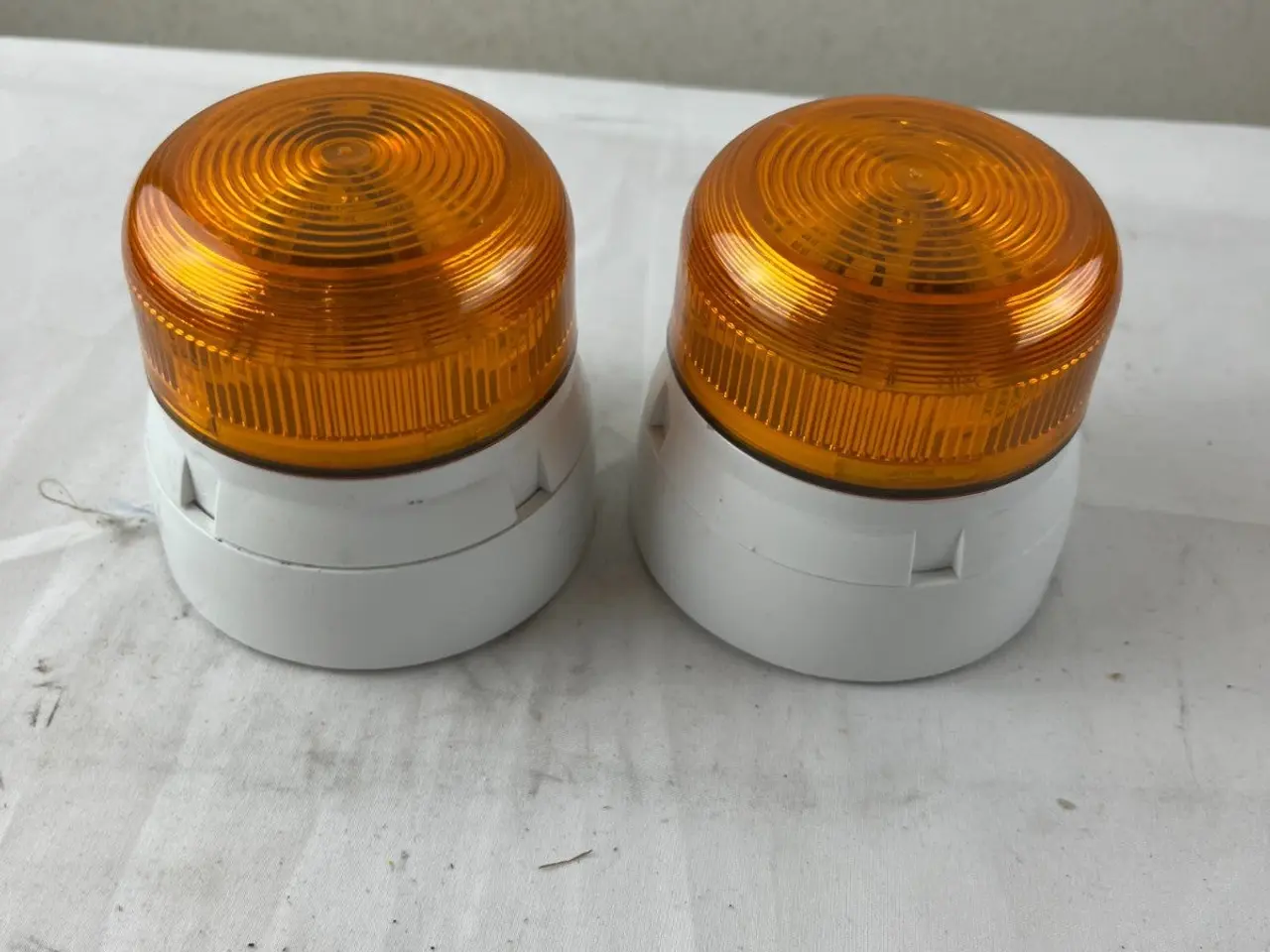 Billede 5 - 2x Amber Warning Beacon Light Surface Mount 24V