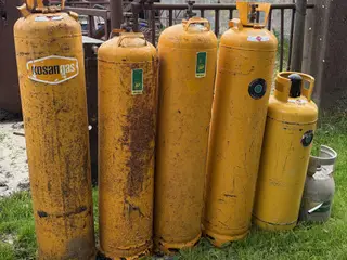 Gasflasker sælges