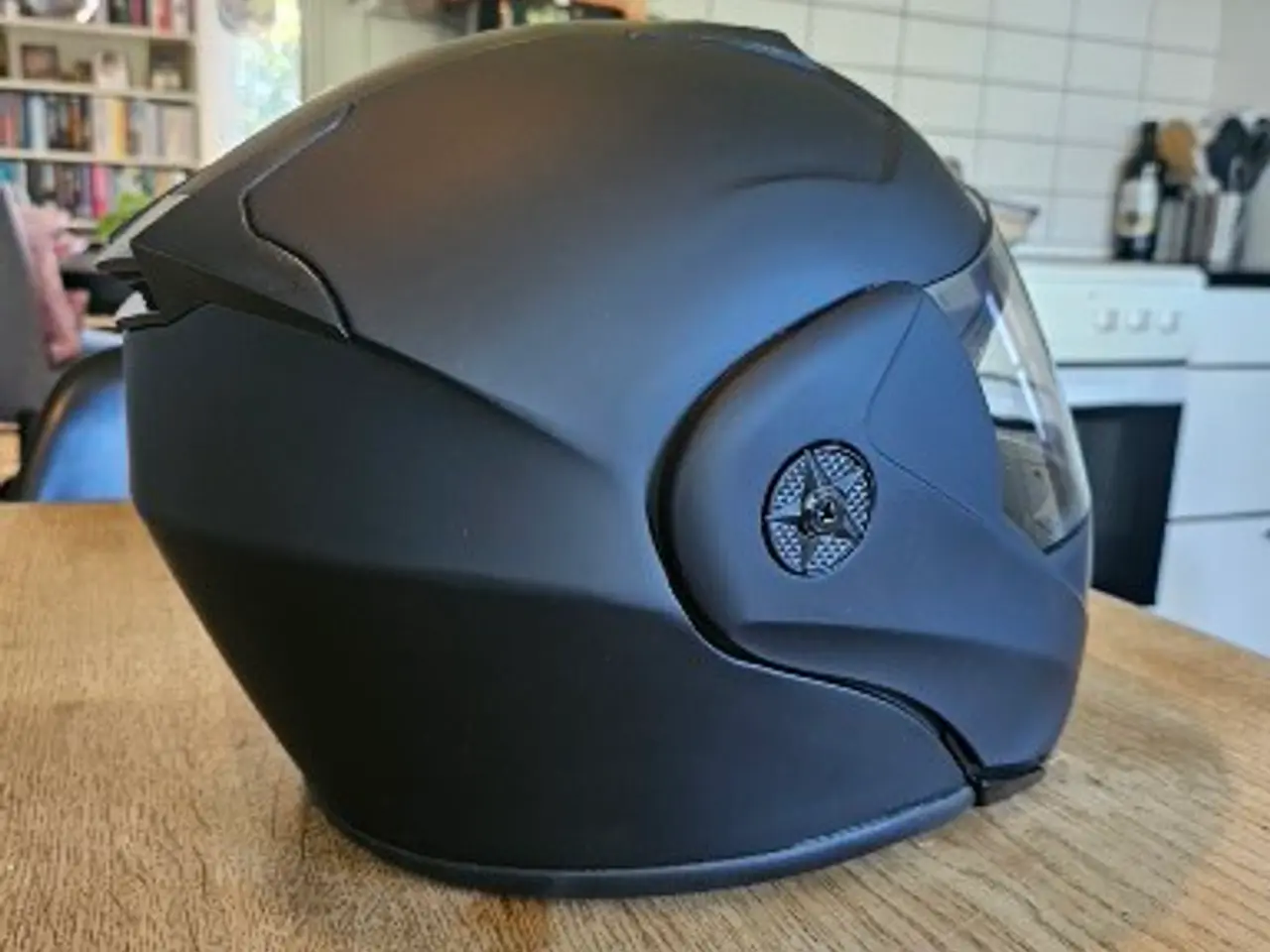 Billede 3 - flip up DOT-approved full face motorcycle helmet