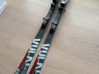 Volki ski