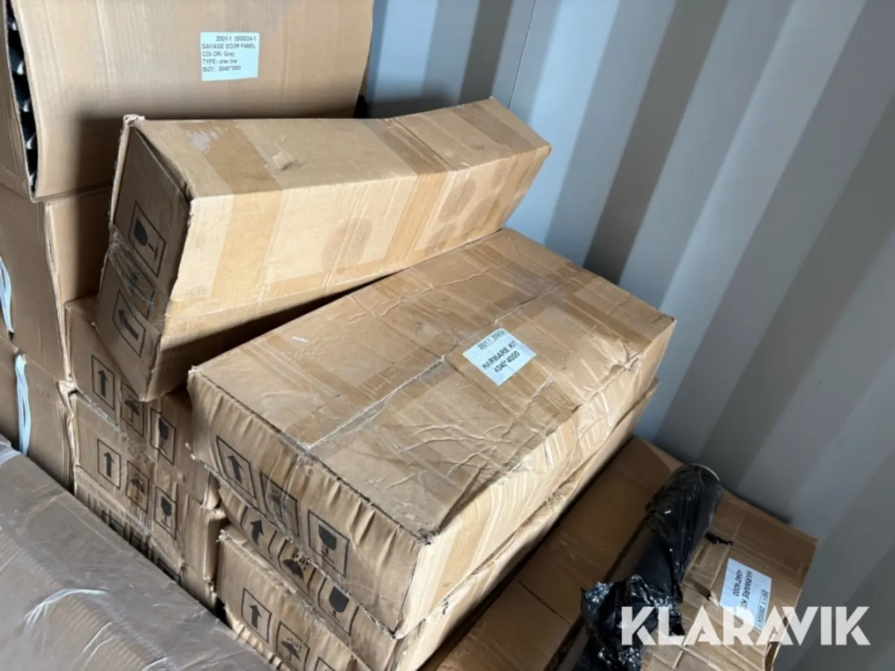 Billede 5 - Ledhejseport Bearsafe RAL9005 3 linjer, 4x4 meter