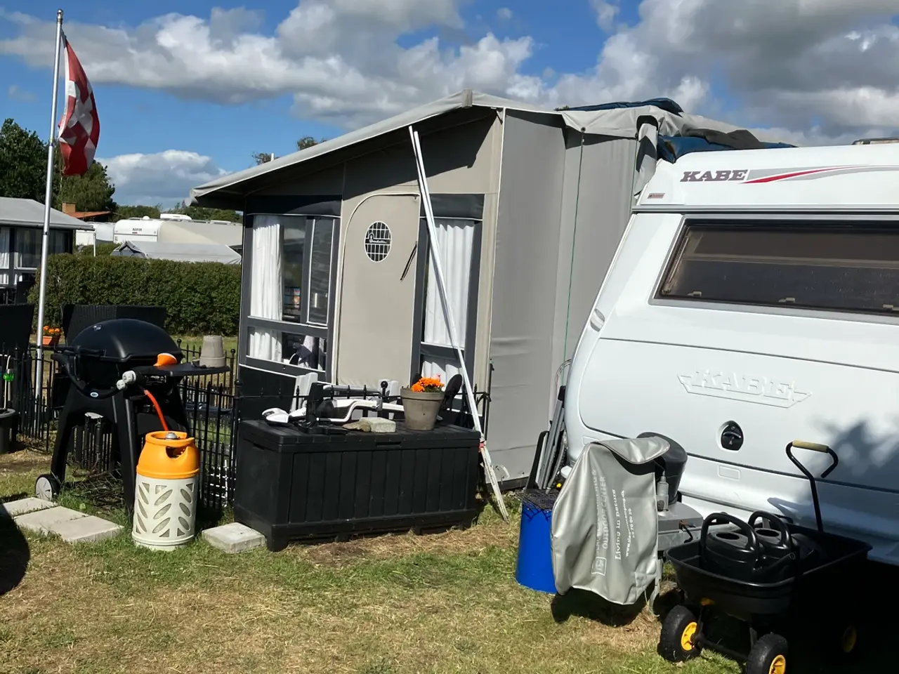 Billede 3 - Campingvogn og Isabella villa