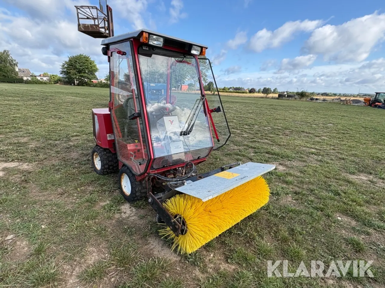 Billede 3 - Fejemaskine Ventrac 3200