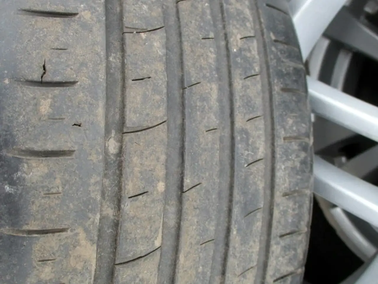 Billede 3 - 16" HRS 5X114,3 ET42 205/55/16" sommerdæk