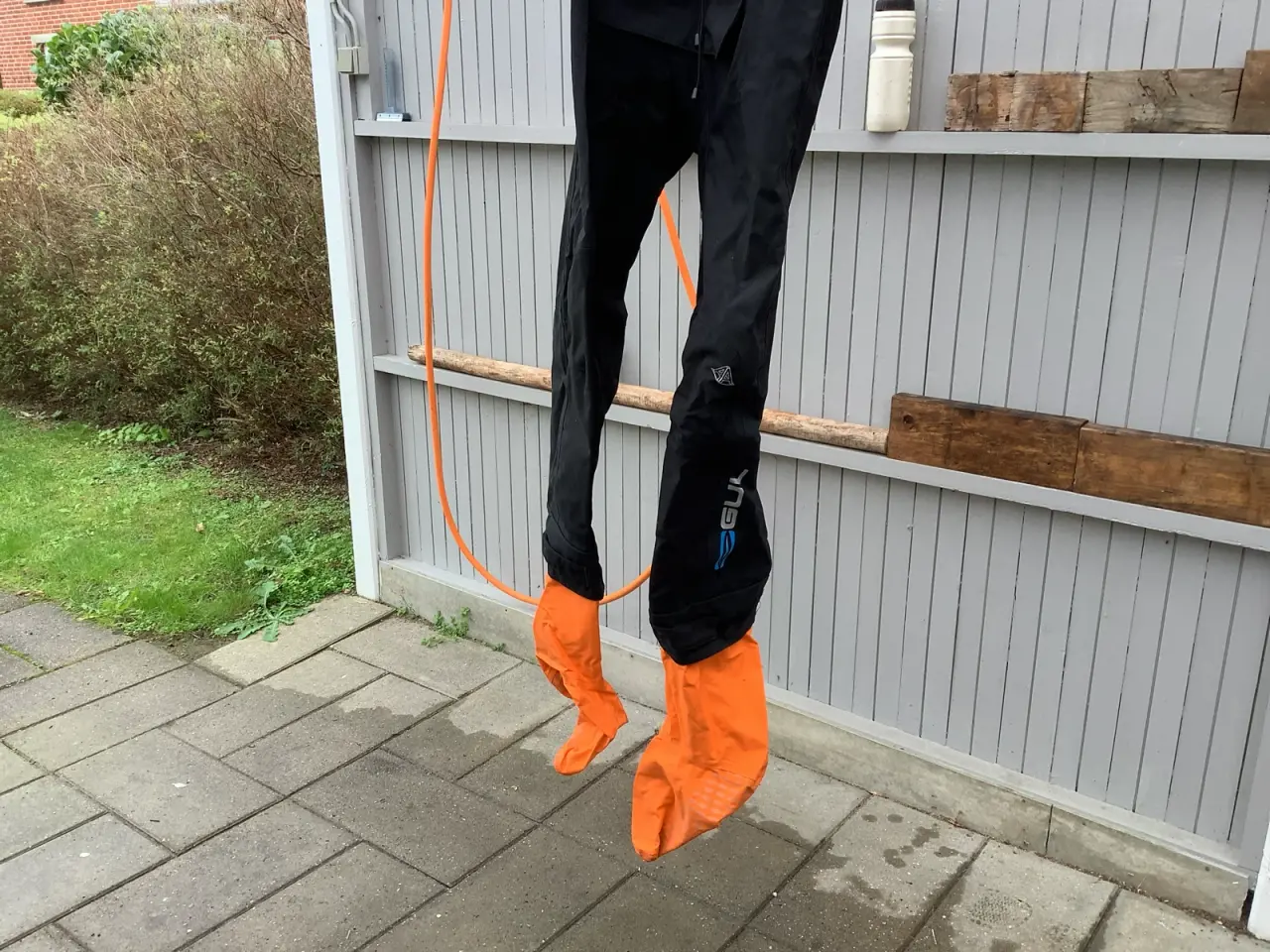 Billede 1 - GUL tørdragt