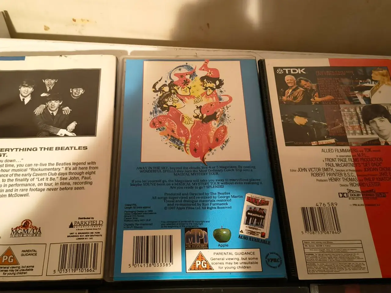 Billede 2 - 7 vhs bånd med beatles til dem der kan huske dem