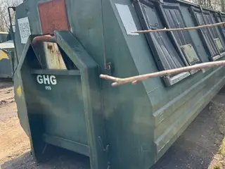 Lukket container 6m 10246