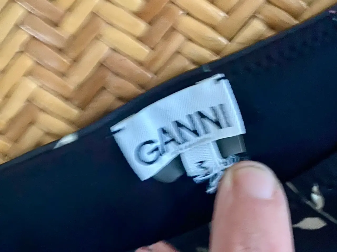 Billede 4 - Ganni bikini underdel M