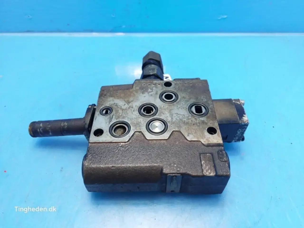Billede 2 - New Holland CR9090 Hydraulikventil 86580300