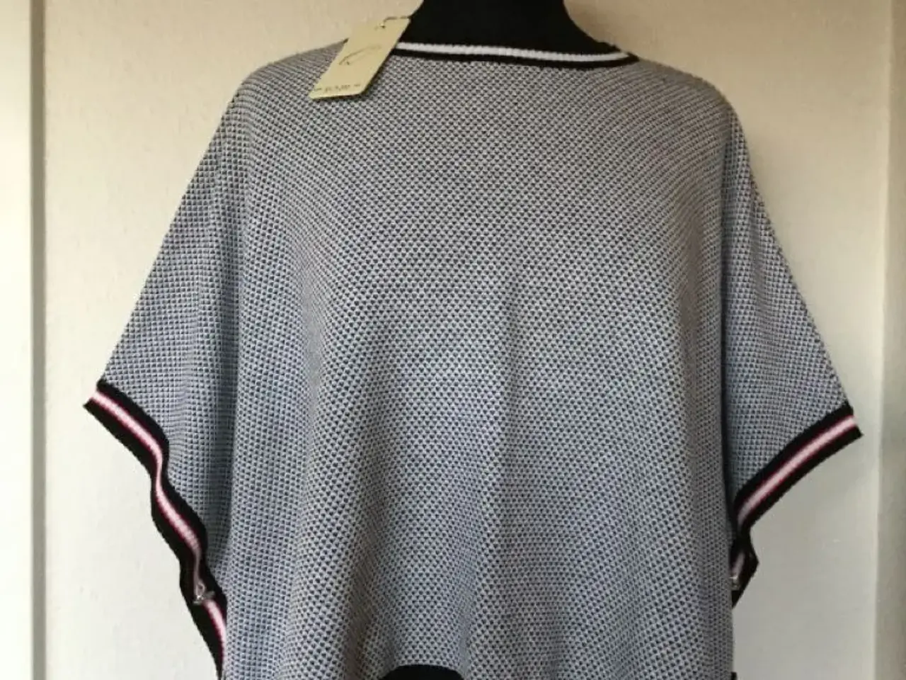 Billede 1 - Ny QUIMO Nordic Vest / Trøje str. 36