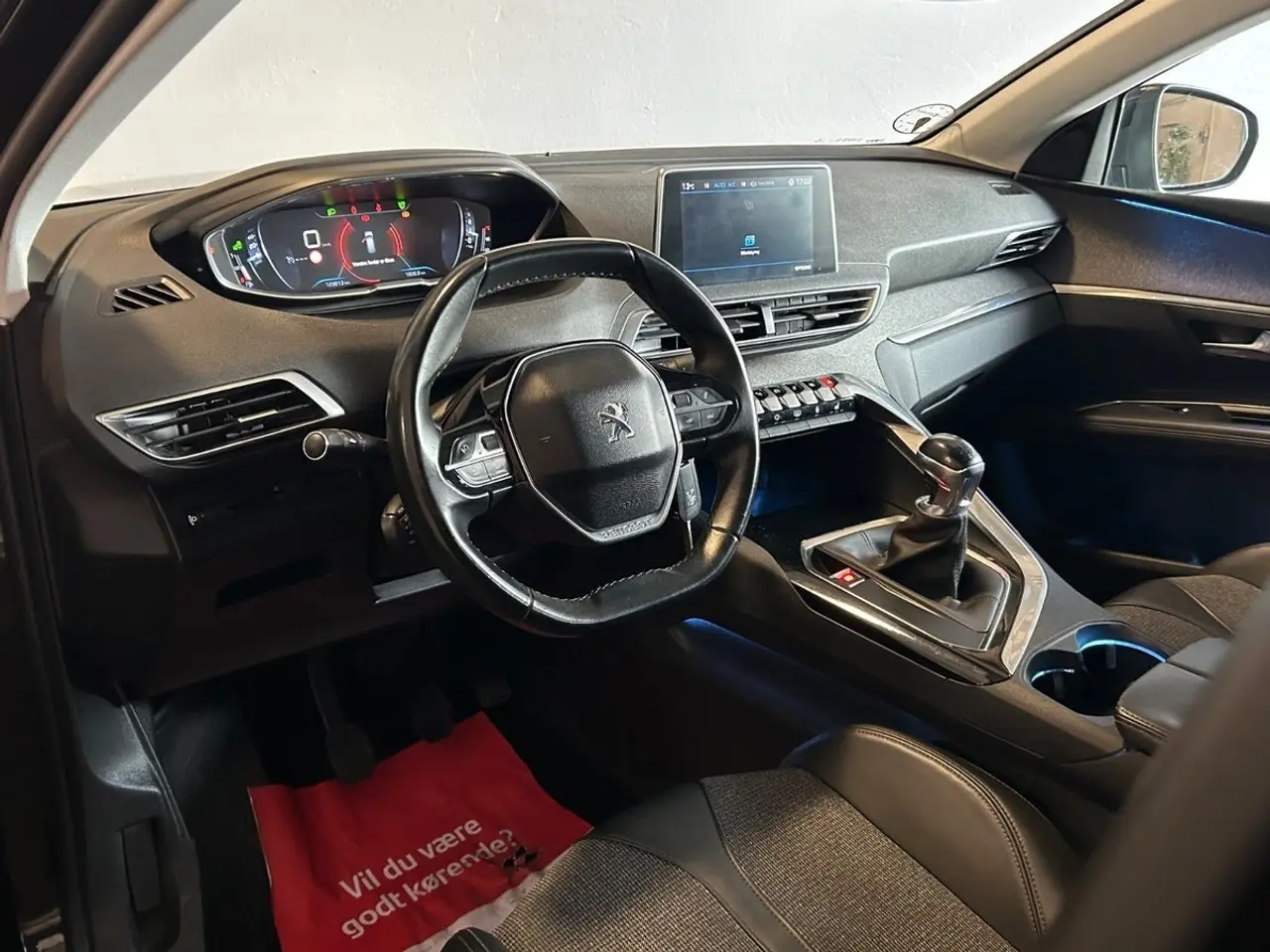 Billede 2 - Peugeot 5008 1,2 e-THP 130 Allure 7prs