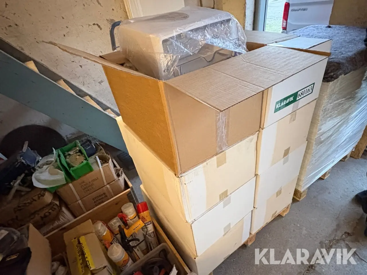 Billede 3 - Papirdispenser Roto samt papir, 3 Dispensere og 7 Kasser papir