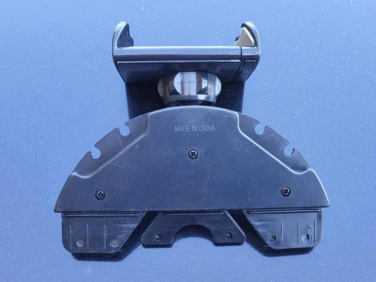 Billede 3 - Mobil telefon holder på CD afspiller i bilen