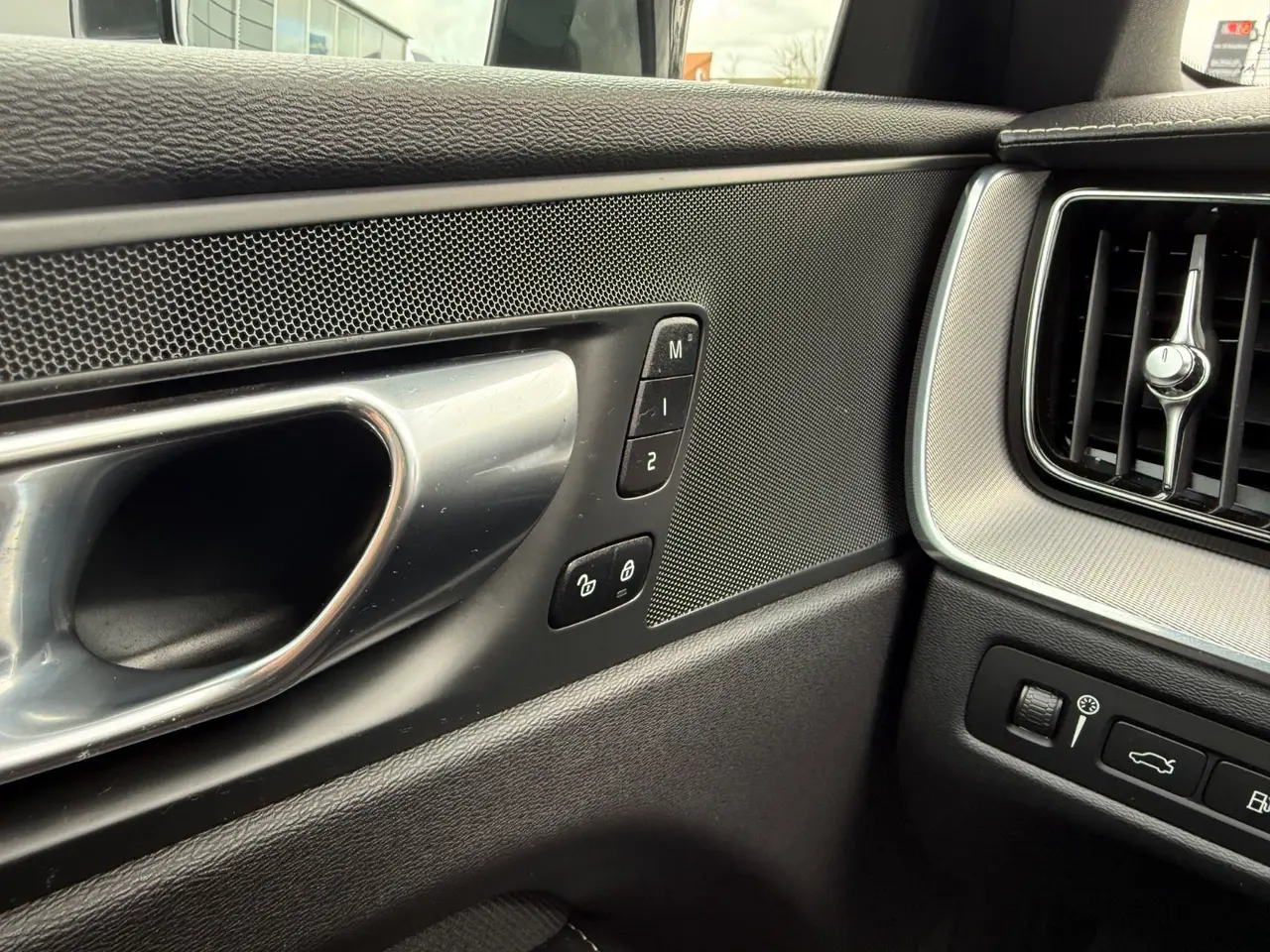 Billede 16 - Volvo XC60 2,0 T6 ReCharge R-Design aut. AWD Van