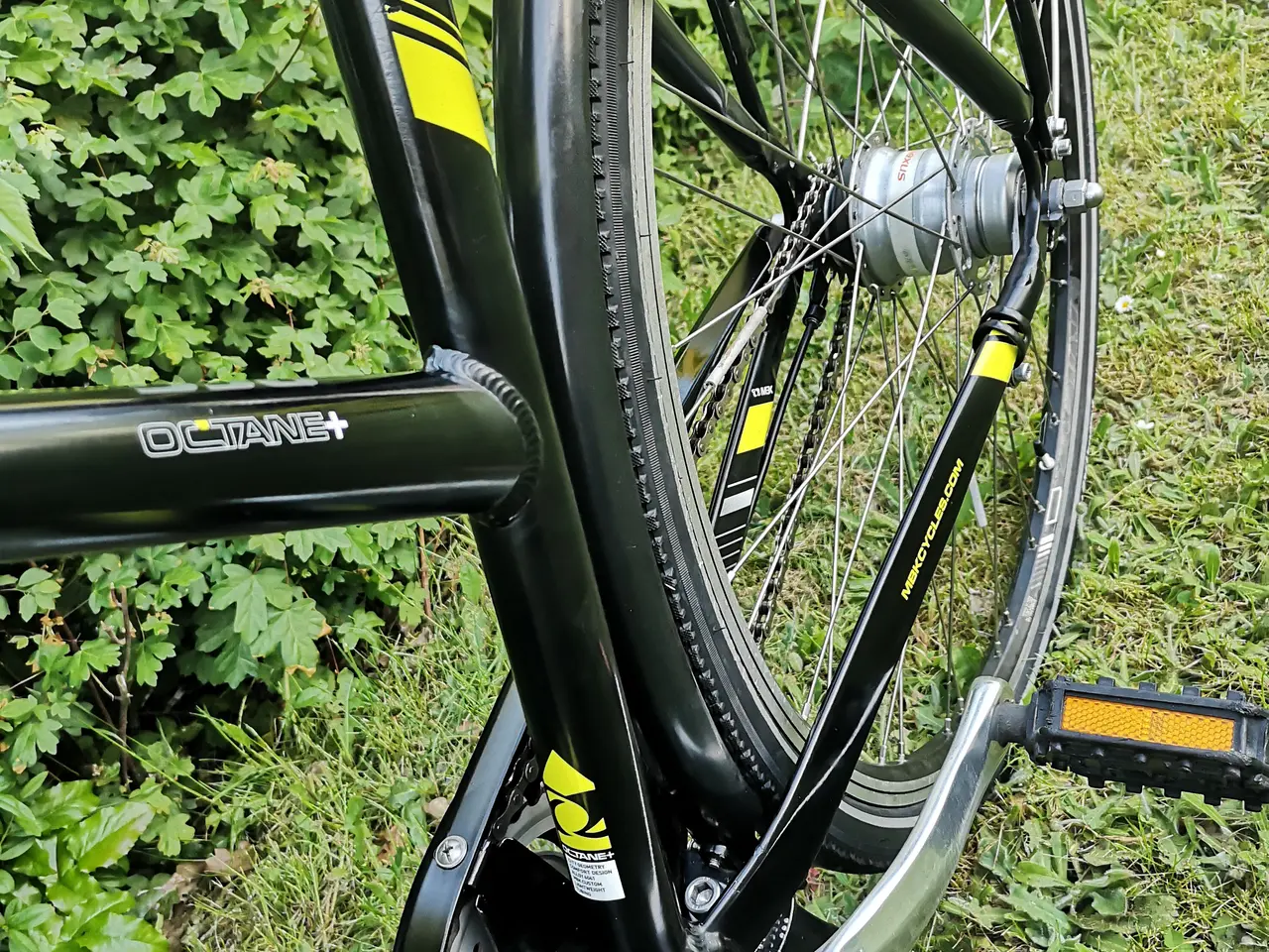 Billede 5 - Flot MBK dame-pigecykel ,godt dæk,28",53 cm, 7 gea