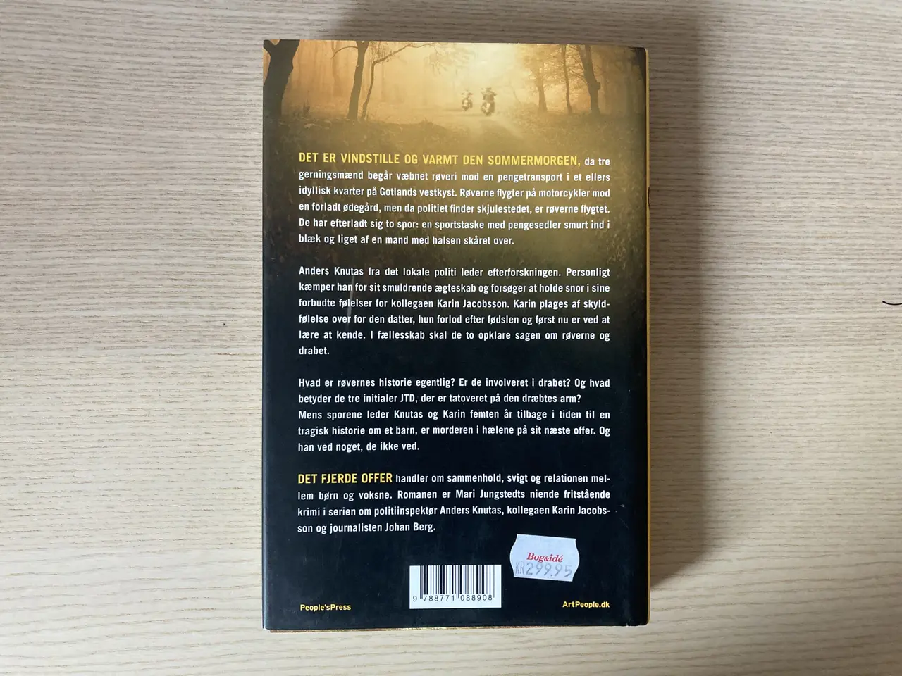 Billede 2 - Det fjerde offer - Mari Jungstedt