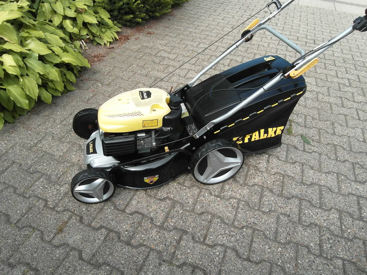 Billede 2 - Plæneklipper Falke