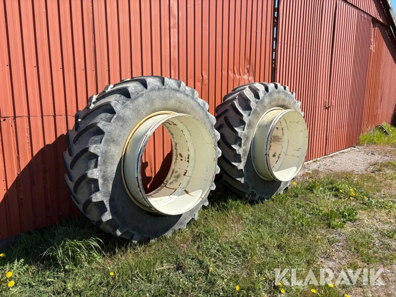 Billede 3 - Traktordæk Michelin XM108 2 styk