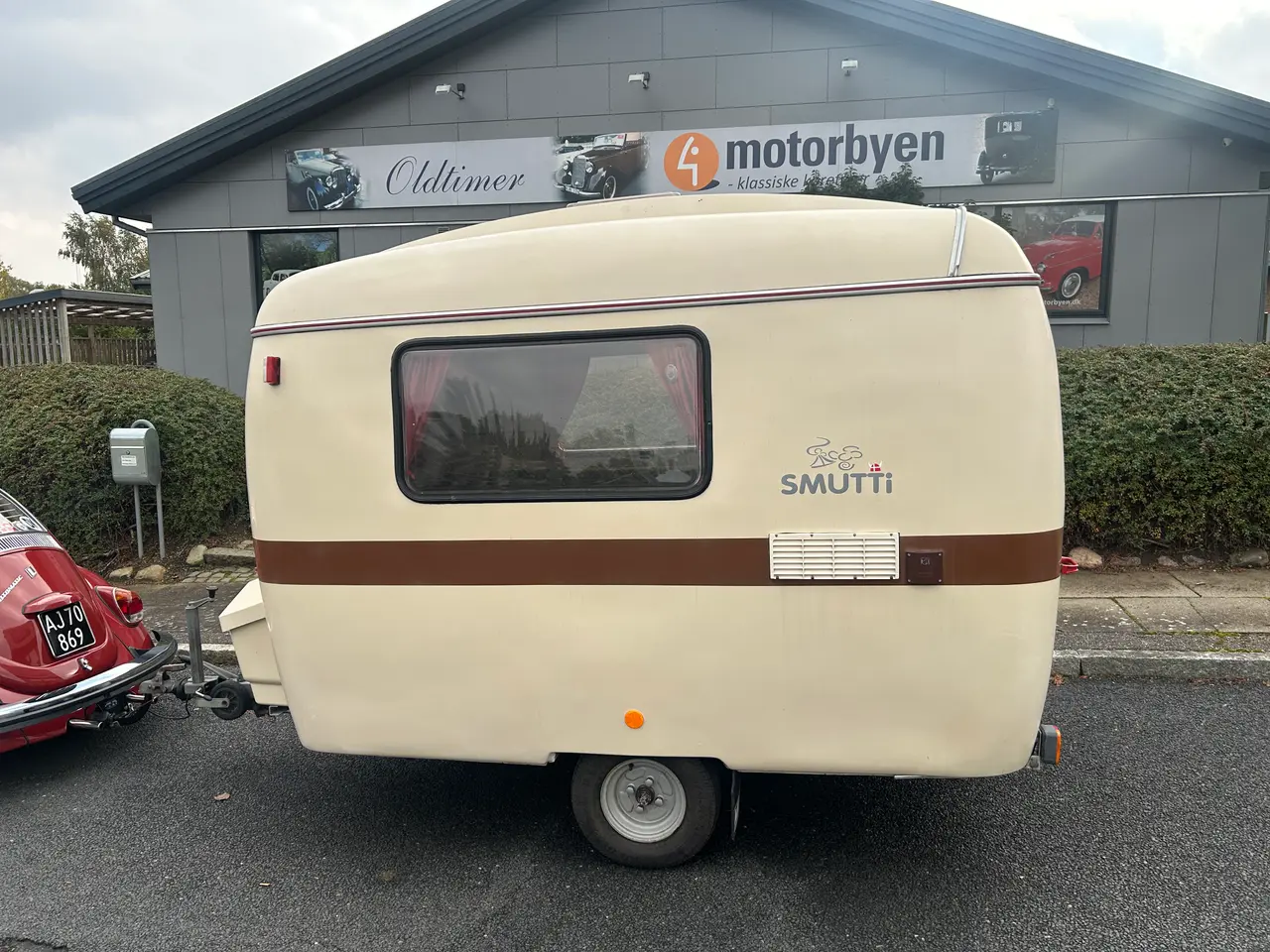 Billede 6 - MKP SMUTTI Veteran Campingvogn, Nysynet flot stand