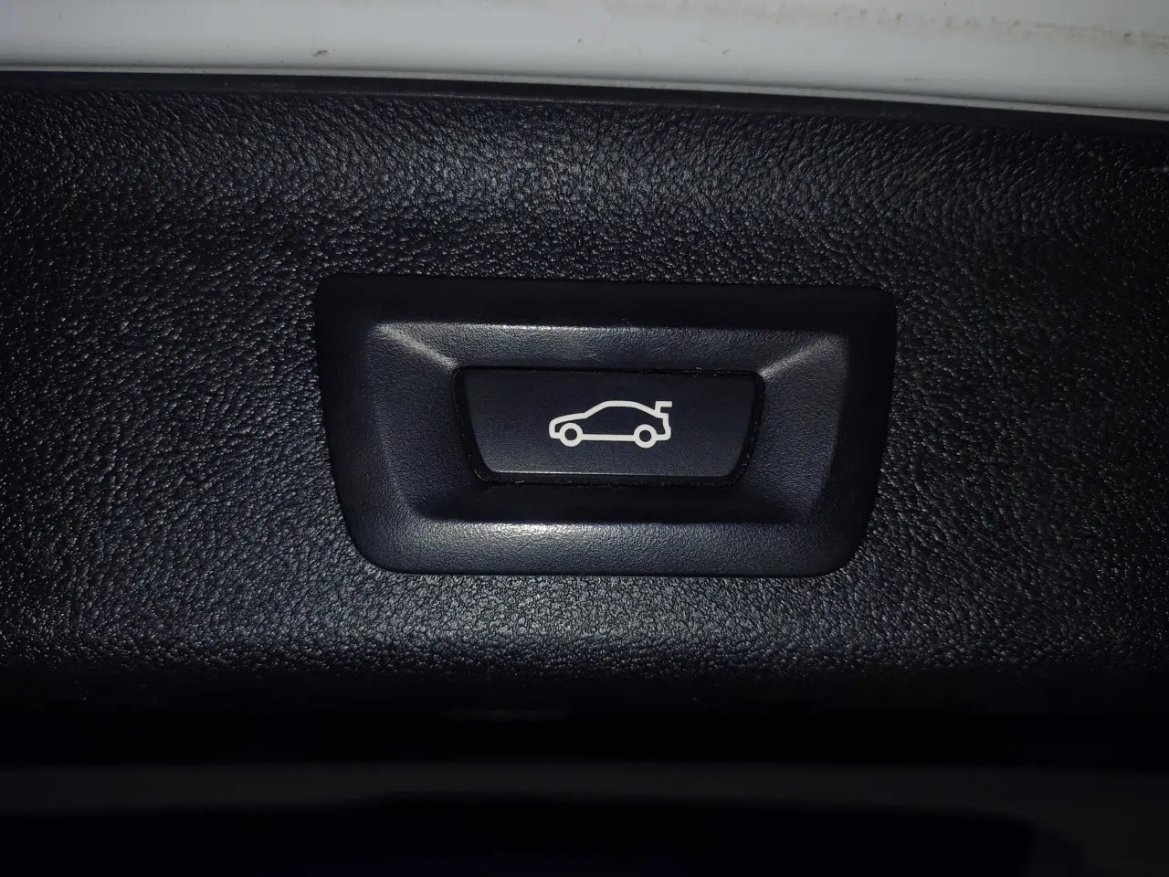 Billede 4 - BMW 520d G31, adaptiv fartpilot, Læder