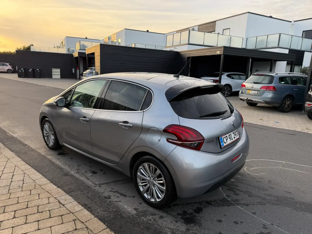 Billede 3 - Peugeot 208 1.5  BlueHDi 100 Infinity Sky
