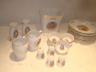 FIRKLØVEREN, GL DAGS JUL, SJÆLDNE klokker, tallerk