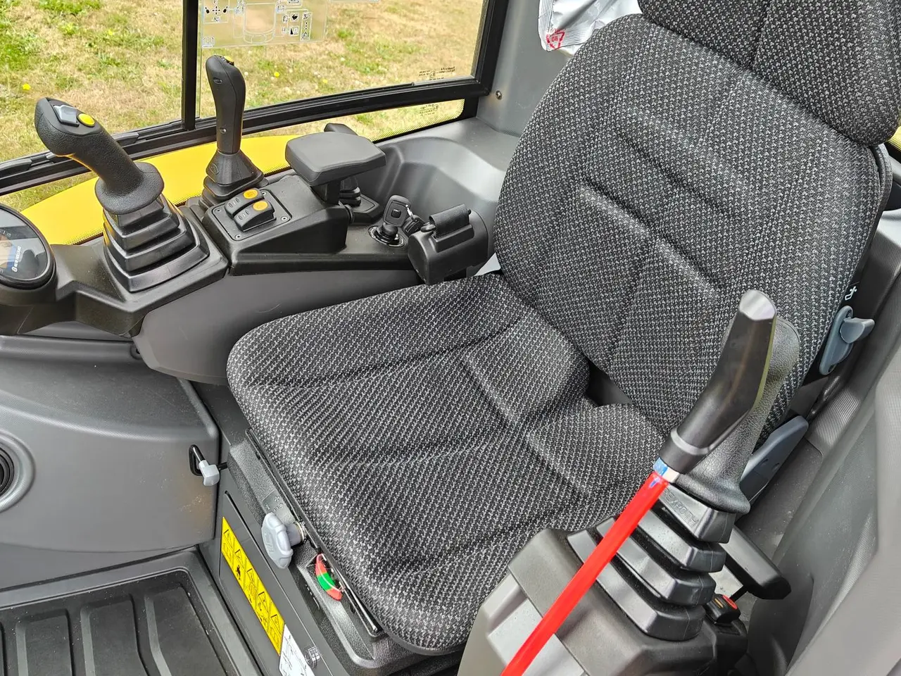 Billede 7 - New Holland E25D