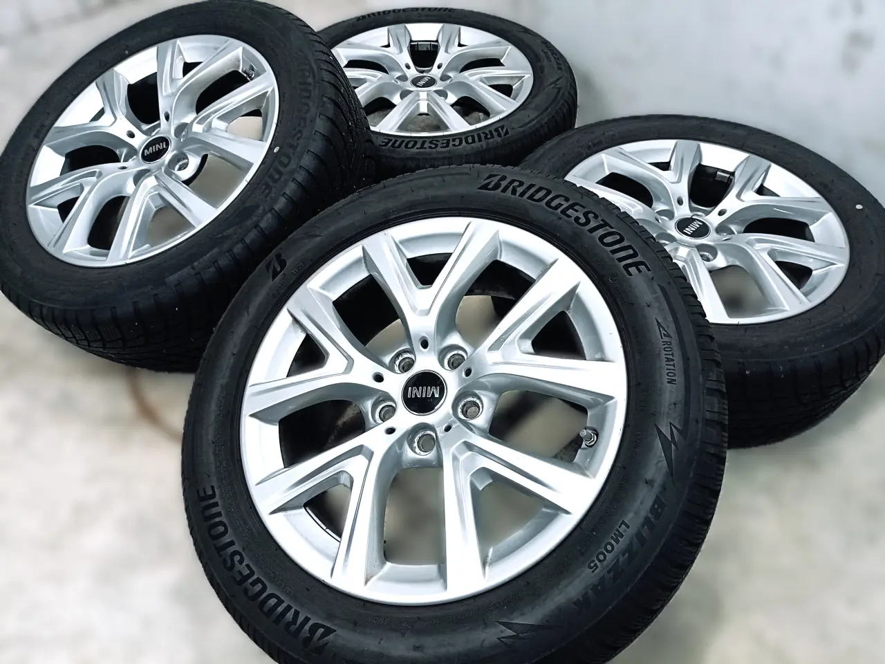 Billede 2 - 5x112 17" ET39 nav 66,6ø MINI/BMW vintersæt inkl.T