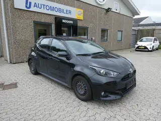 Toyota Yaris 1,5 Hybrid Active e-CVT Van