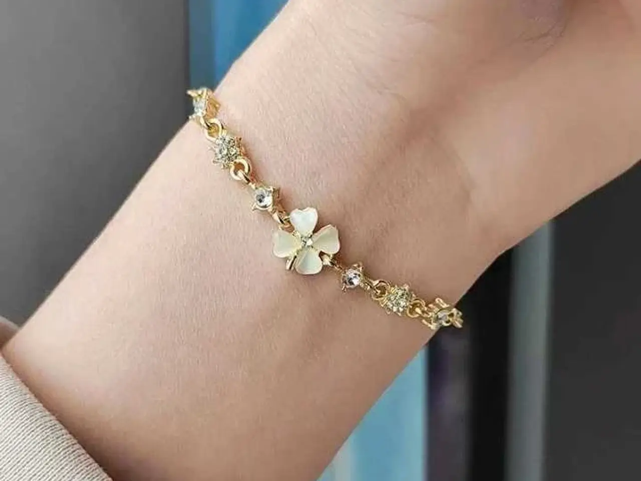 Billede 1 - Guld armbånd 