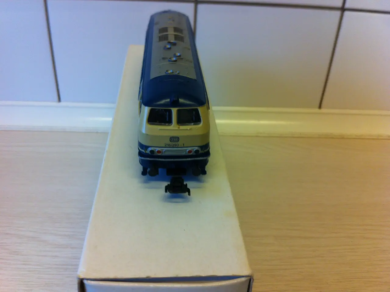 Billede 2 - Märklin 3074 DB BR 216 Velholdt lok i flot stand