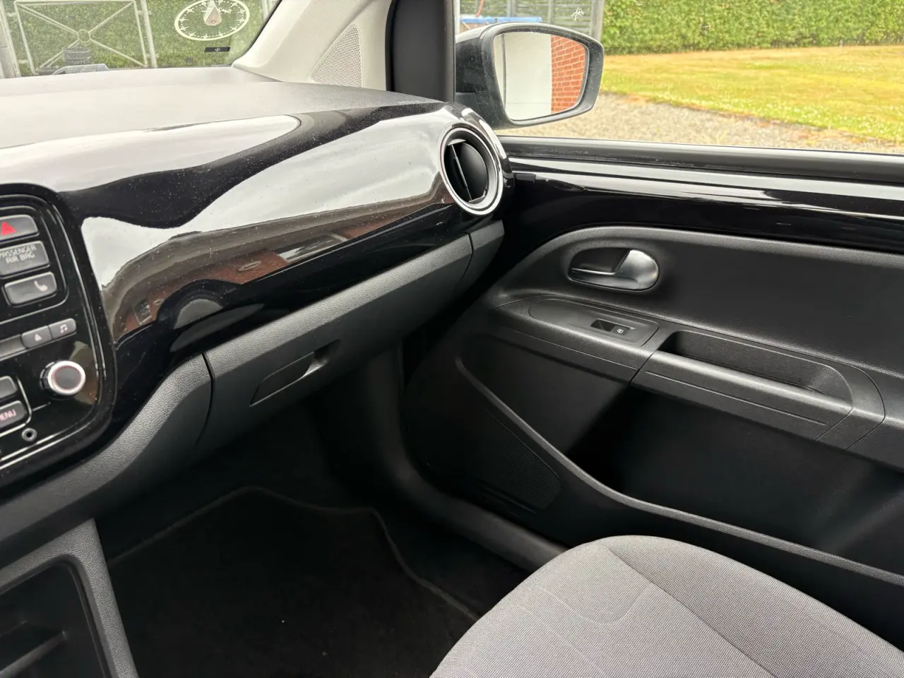 Billede 5 - Pæn og velholdt VW Up