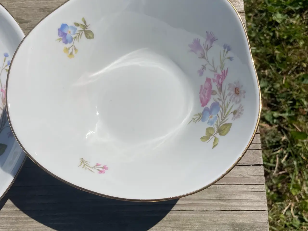 Billede 4 - Middagstallerkener og dybe tallerkener. 