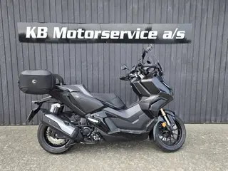 Honda ADV 350