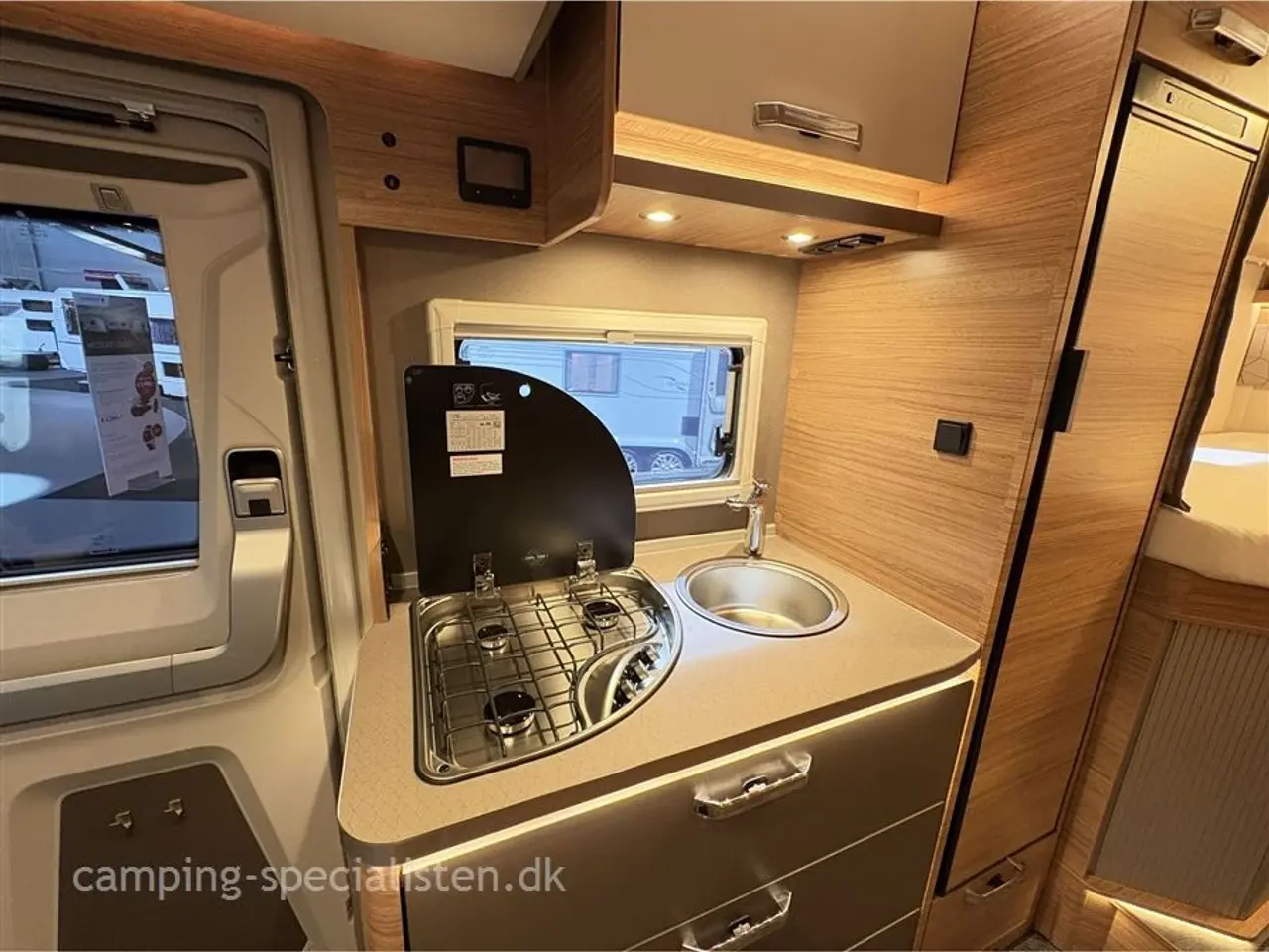 Billede 14 - 2026 - Weinsberg CaraSuite 650 MEG NYHED Weinsberg CaraSuite 650 MEG Edition SPICY 2026 - Kan ses nu hos Camping-Specialisten.dk