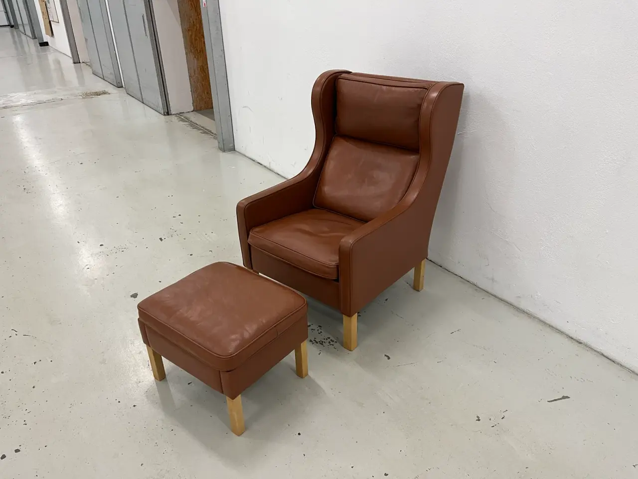 Billede 6 - Designer Mogens Hansen Øreklapstol m/skammel 