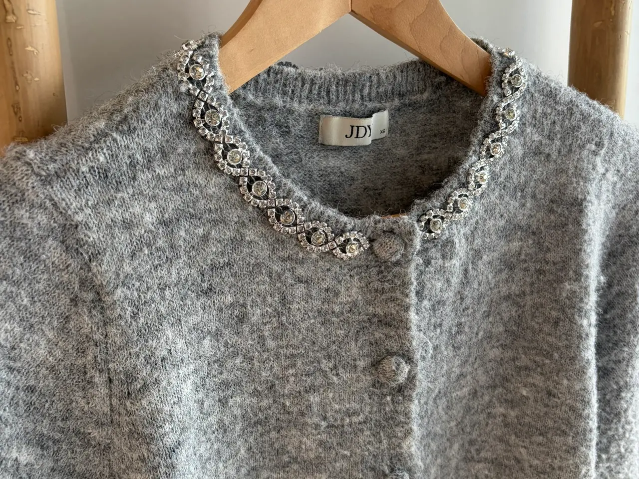 Billede 3 - JDY cardigan med korte ærmer og rhinsten, str. XS