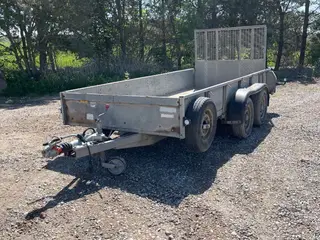 Ifor Willams GD 125  Maskintrailer