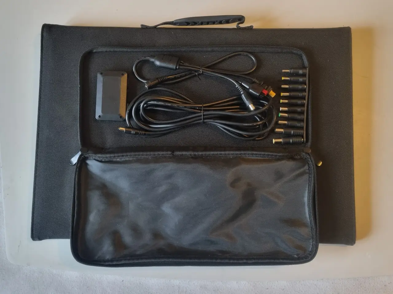 Billede 3 - 120W Flytbar Solcelle / Solar Panel