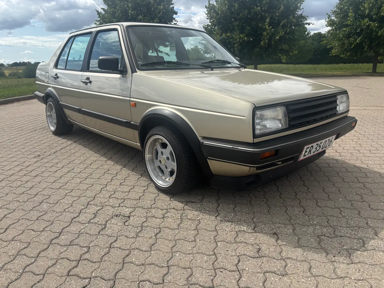 Billede 4 - Vw Jetta GL , kun 110000km