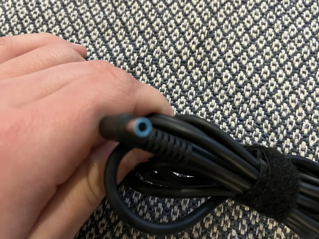 Billede 3 - HP adapter 65W 4mm