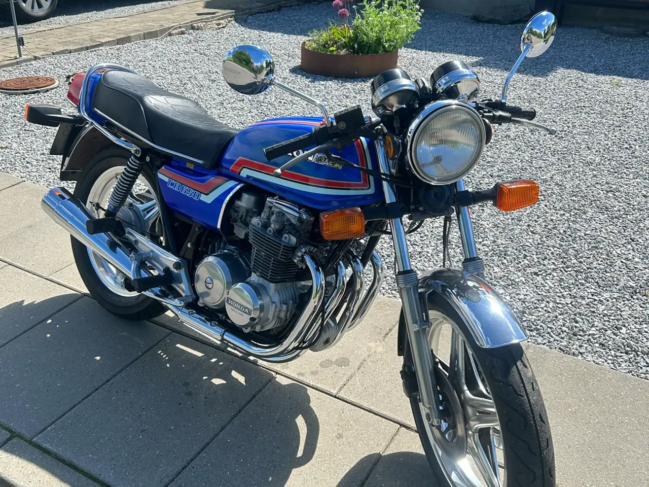 Billede 2 - Honda cb 650 rc03 årg 83