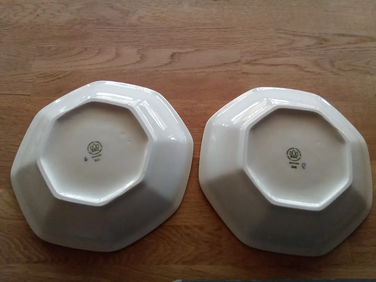 Billede 1 - 2 Bing og Grøndal fade nr 335