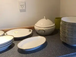 HARTMANN DELE