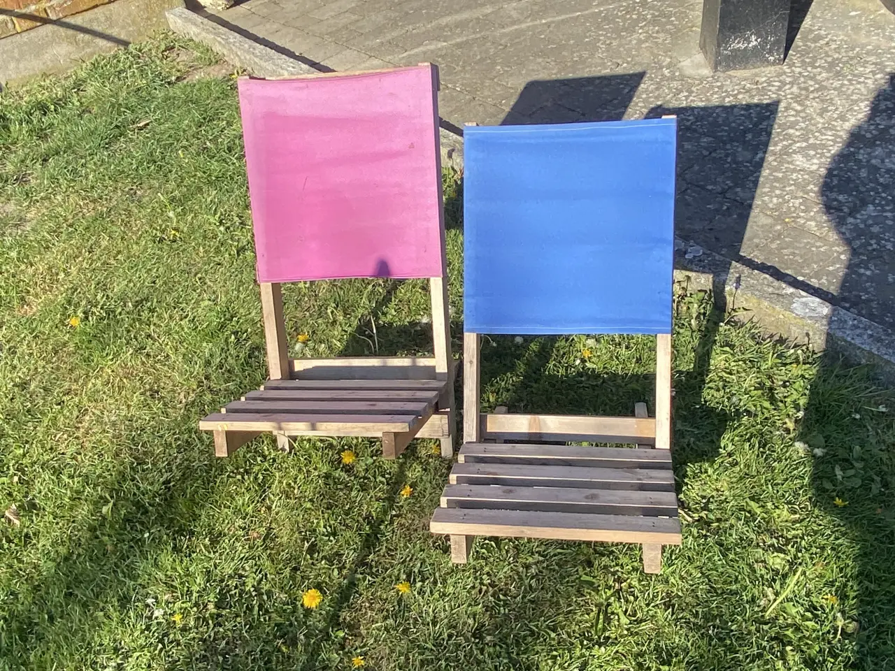 Billede 2 - Sammenklappelige træ strandstole med pink og blå r