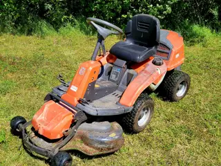 Husqvarna R213C havetraktor