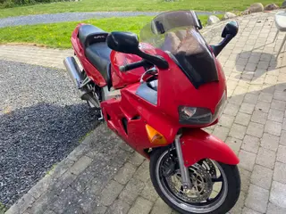 Dk s Billigste Velholdt Vfr 800 Nysynet