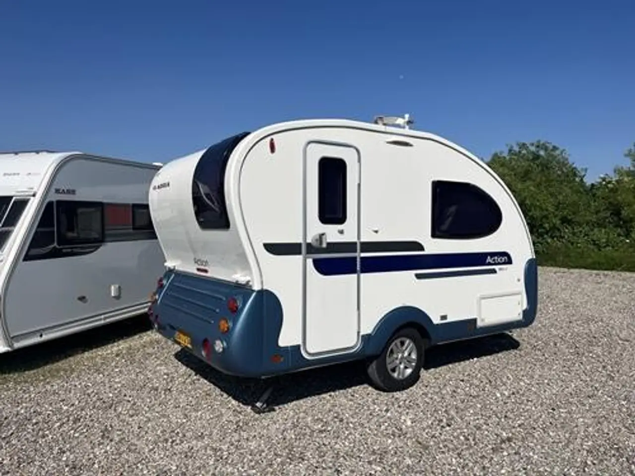 Billede 2 - Adria Action 361 LH - Sommer Tilbud Spar 5.555 Nu 119.440.-