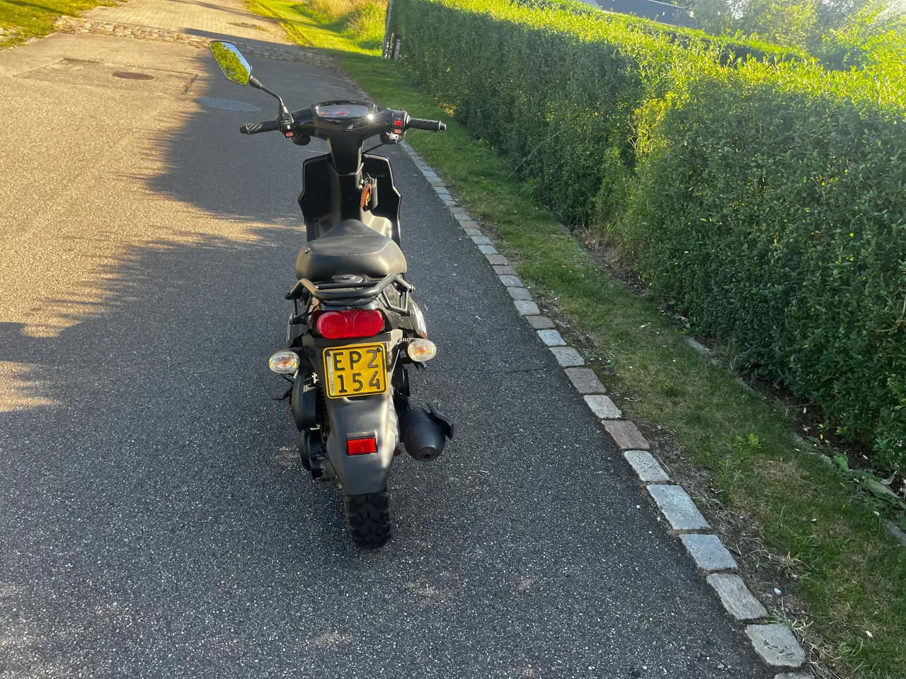 Billede 3 - Moto CR-Hot 50 – 2023 🛵 3.800 km – ingen skrammer